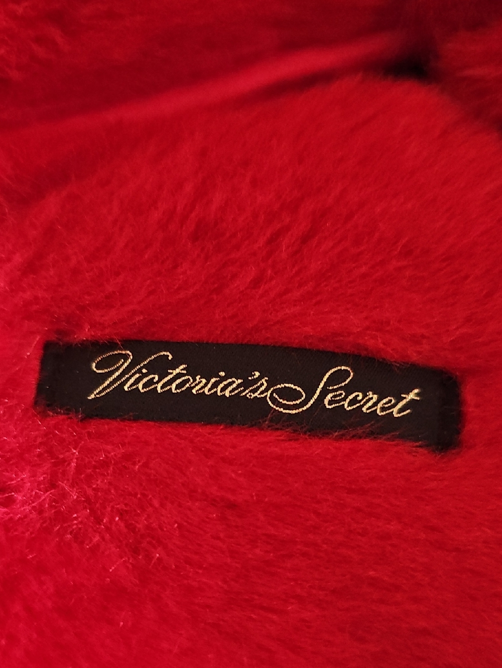 Victoria's Secret Plush Red Slippers Women's Size Large Fits 8-8-1/2 NWOT - Picture 4 of 10